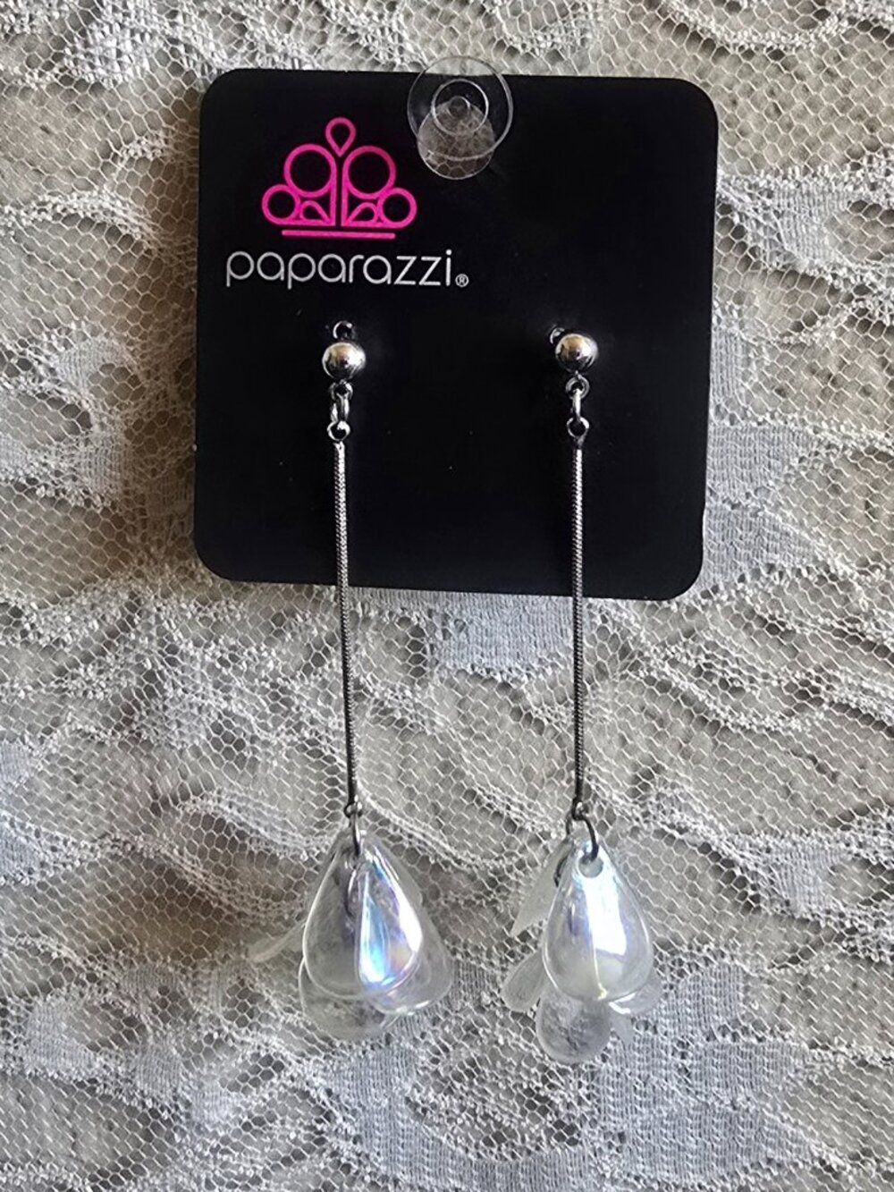 Keep Them In Suspense - PAPARAZZI #1720A - pierced ears